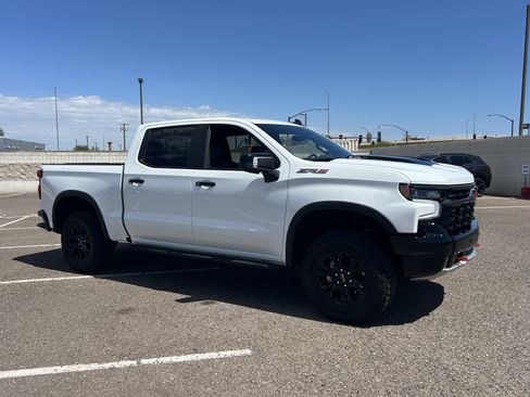 Used 2025 Chevrolet Silverado 1500 ZR2 w/ Technology Package AWD/4WD image 7