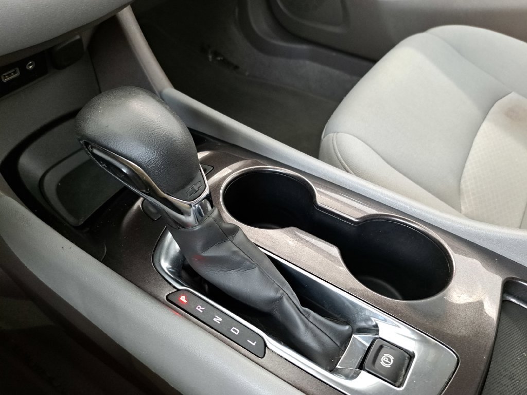 Used 2023 Chevrolet Malibu LS FWD image 15