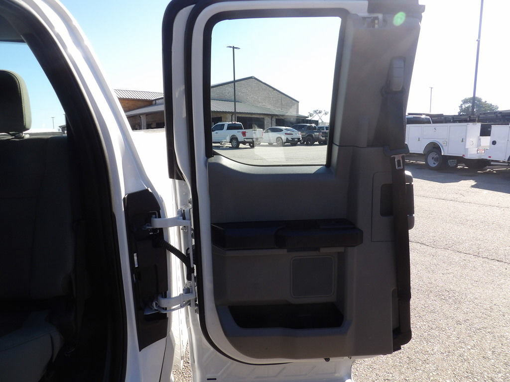 Used 2020 Ford F350 XL w/ Power Equipment Group RWD image 26