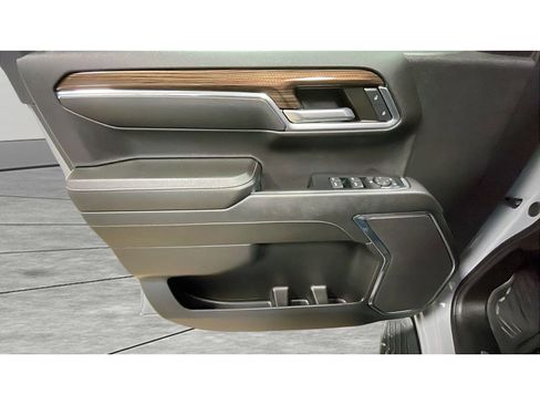 Certified 2024 Chevrolet Silverado 1500 RST image 5