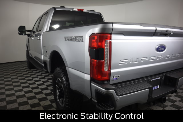 Used 2024 Ford F350 Lariat w/ Tremor Off-Road Package AWD/4WD image 32