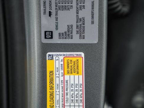 Used 2024 Chevrolet Tahoe Premier AWD/4WD image 44