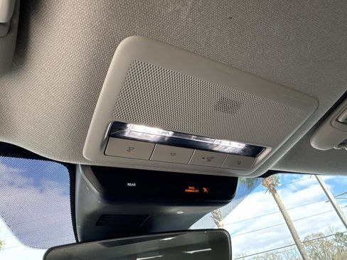 Used 2023 MAZDA CX-30 AWD 2.5 S w/ Select Package image 33