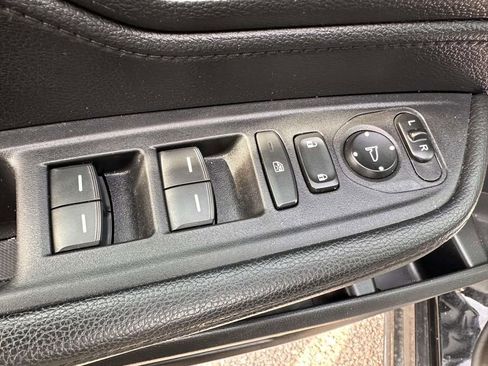Used 2023 Honda Odyssey Sport image 9