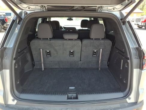 Used 2025 GMC Acadia Elevation AWD/4WD image 20