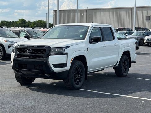 New 2026 Nissan Frontier SV w/ Tow Package AWD/4WD image 8