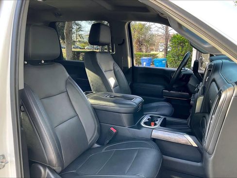 Used 2020 Chevrolet Silverado 3500 LTZ w/ LTZ Premium Package image 8