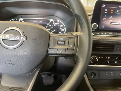 Certified 2025 Nissan Rogue S FWD image 14