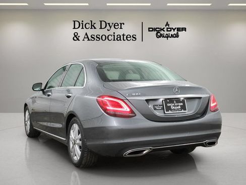 Used 2019 Mercedes-Benz C 300 Sedan image 9