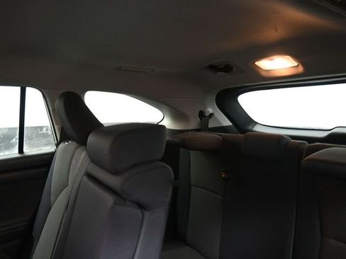 Used 2020 Toyota Highlander L image 21