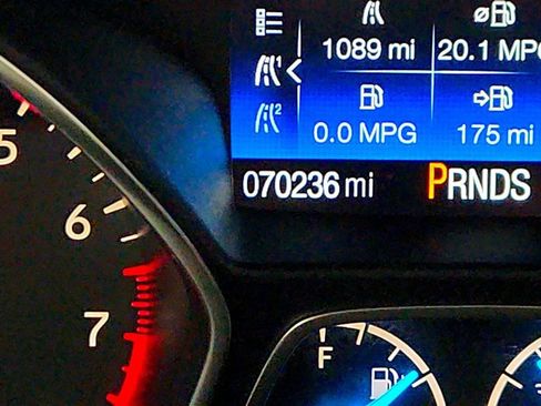 Used 2019 Ford Escape SE image 15