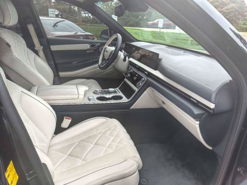 Used 2025 Genesis GV80 3.5T Prestige AWD/4WD image 14