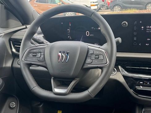 Used 2026 Buick Envista Avenir FWD image 16