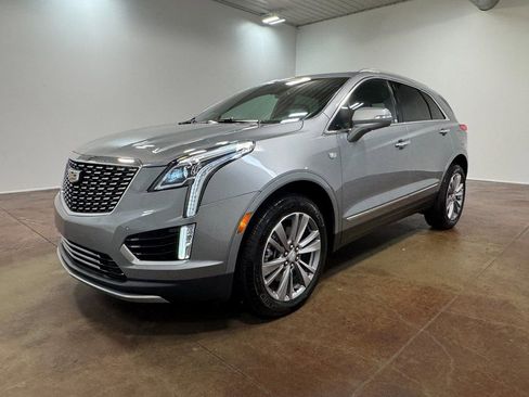 Used 2025 Cadillac XT5 Premium Luxury image 38