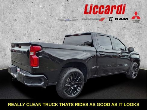 Used 2023 Chevrolet Silverado 1500 RST AWD/4WD image 2