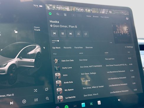 Used 2022 Tesla Model 3 Long Range image 14