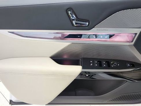 Used 2025 BMW 740i xDrive 740i xDrive image 34