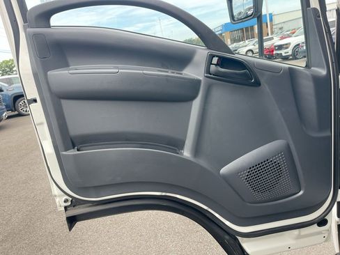 Used 2024 Chevrolet Low Cab Forward image 19