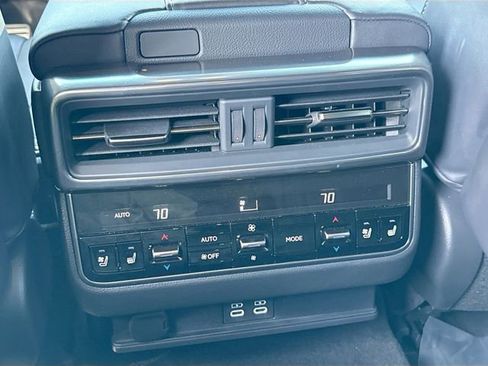 Used 2023 Lexus LX 600 F Sport w/ Accessory Package (Z1) image 21