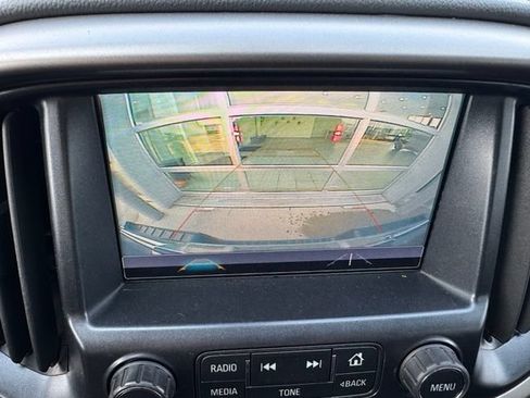 Used 2018 Chevrolet Colorado Z71 AWD/4WD image 5