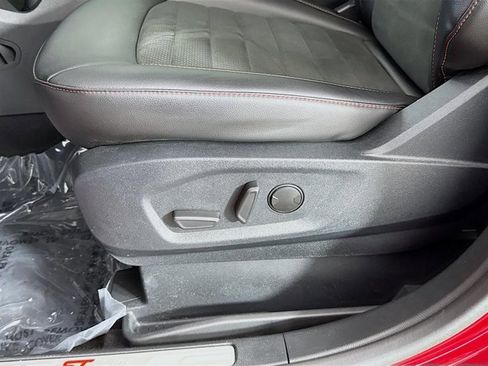 Used 2021 Ford Edge ST-Line image 20