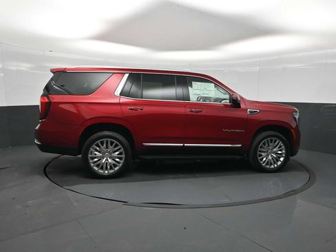 New 2026 GMC Yukon Elevation AWD/4WD image 9