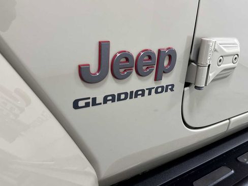 Used 2020 Jeep Gladiator Rubicon image 26