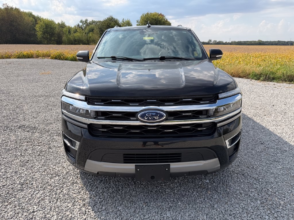 Used 2024 Ford Expedition Limited AWD/4WD image 29