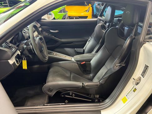 Used 2021 Porsche 718 Cayman GT4 image 13