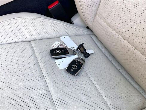 Used 2020 Mercedes-Benz GLE 450 GLE 450 image 21