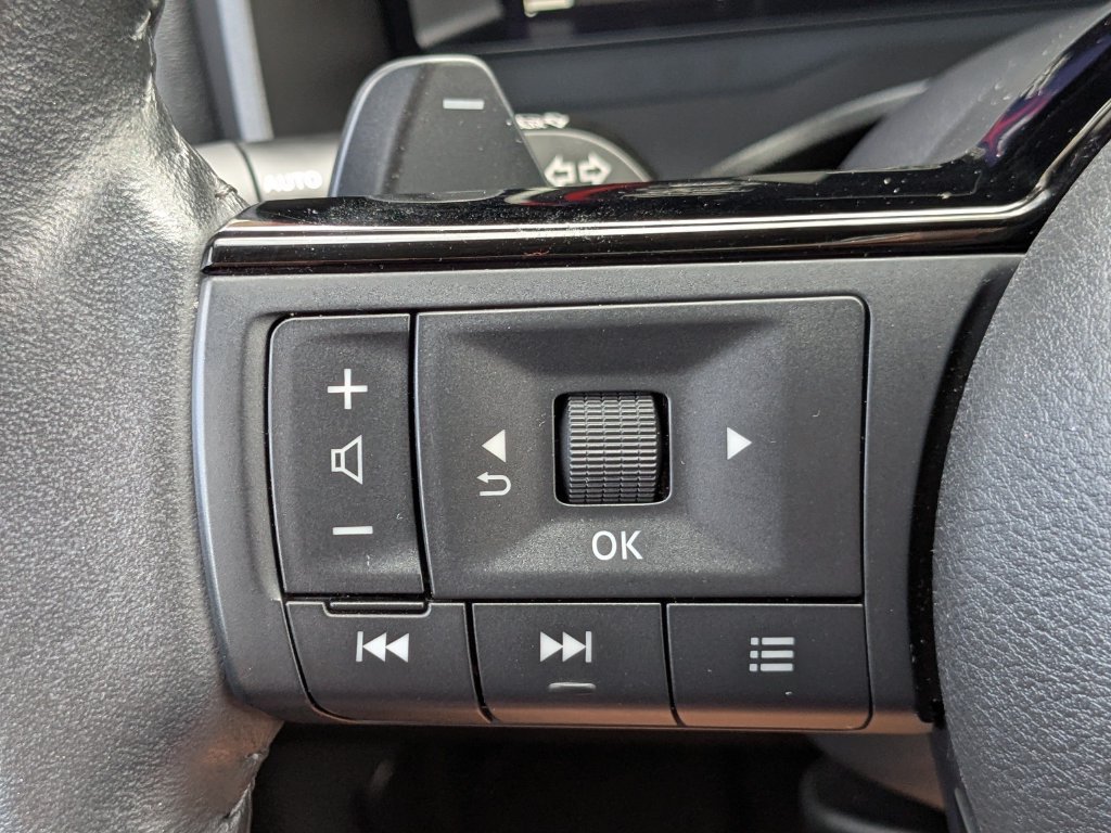 Used 2023 Nissan Rogue Platinum w/ Platinum Premium Package AWD/4WD image 22
