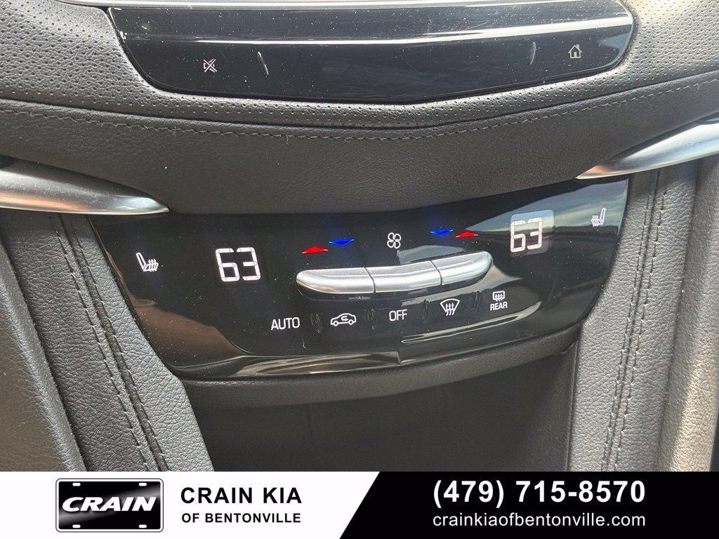 Used 2024 Cadillac XT6 Luxury AWD/4WD image 16