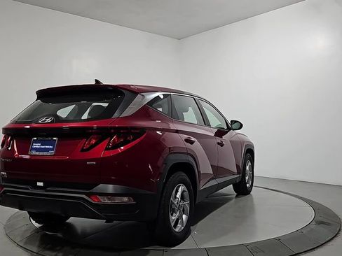 Certified 2024 Hyundai Tucson SE image 5