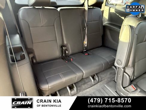Used 2023 Chevrolet Traverse RS image 30