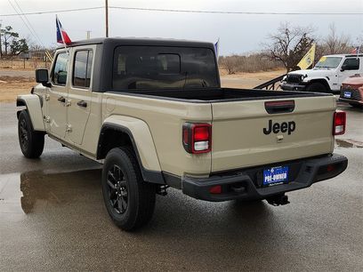 Used 2022 Jeep Gladiator Sport