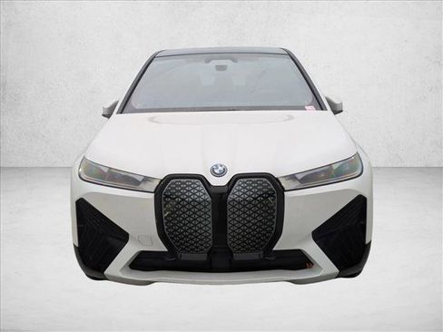 Used 2024 BMW iX xDrive50 w/ Sport Package image 2