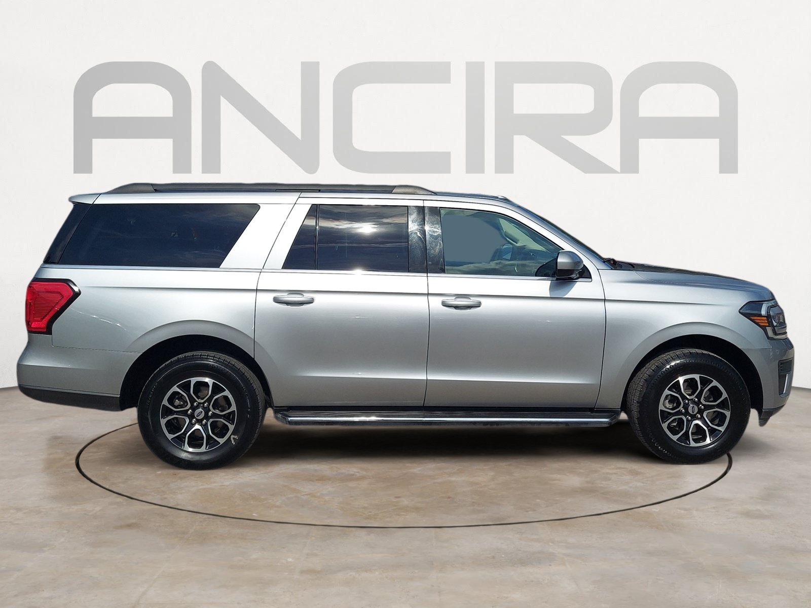 Used 2022 Ford Expedition Max XLT RWD image 11