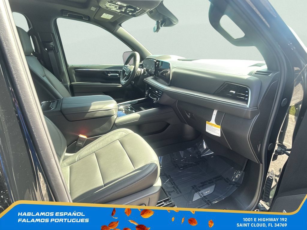 New 2026 Chevrolet Suburban Z71 w/ Z71 Off-Road Package AWD/4WD image 29