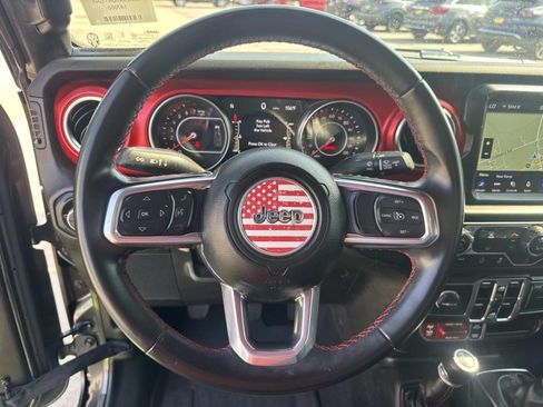 Used 2022 Jeep Gladiator Rubicon w/ LED Lighting Group AWD/4WD image 21