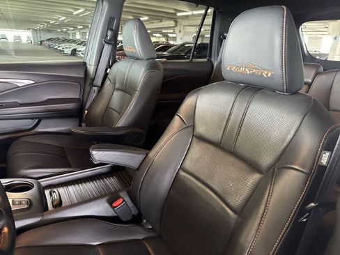 Used 2023 Honda Passport TrailSport image 13