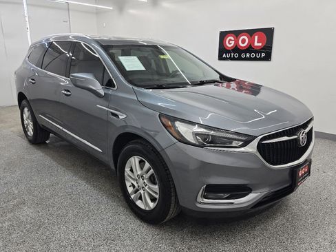 Used 2019 Buick Enclave Essence image 1