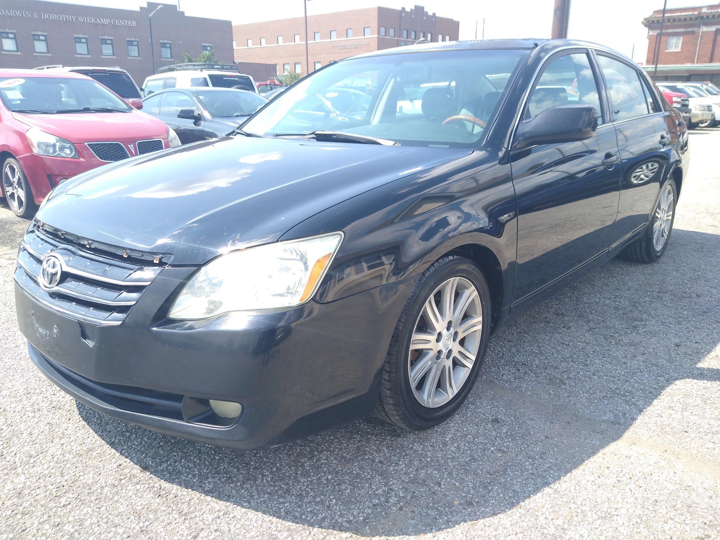 Used 2006 Toyota Avalon Limited FWD image 4