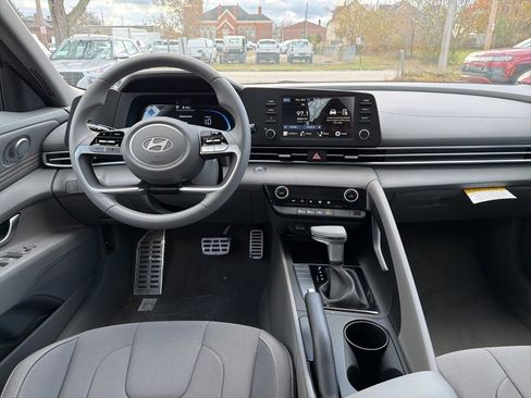 New 2026 Hyundai Elantra Sport image 17