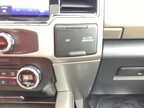 Used 2022 Ford F350 Lariat w/ Lariat Ultimate Package image 37