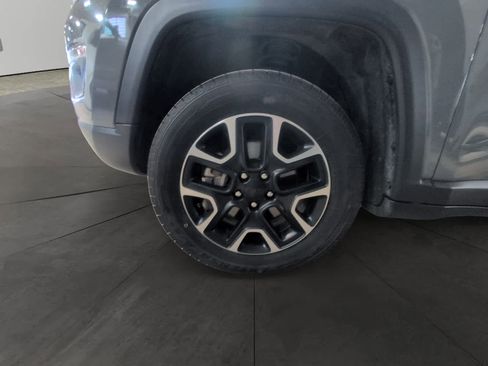 Used 2019 Jeep Compass Trailhawk w/ Leather Interior Group AWD/4WD image 14