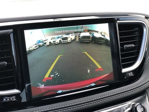 New 2026 Chrysler Pacifica Select w/ S Appearance Package FWD image 30