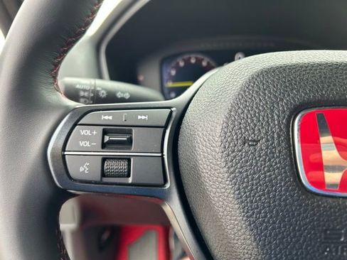 Used 2025 Honda Civic Type R image 19