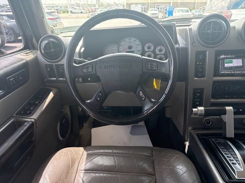 Used 2003 HUMMER H2 w/ Preferred Equipment Group AWD/4WD image 16