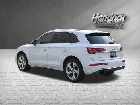Used 2022 Audi Q5 2.0T Premium Plus w/ Premium Plus Package AWD/4WD image 7