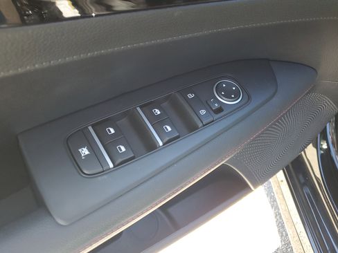 Used 2024 Kia Forte GT w/ GT2 Package image 19